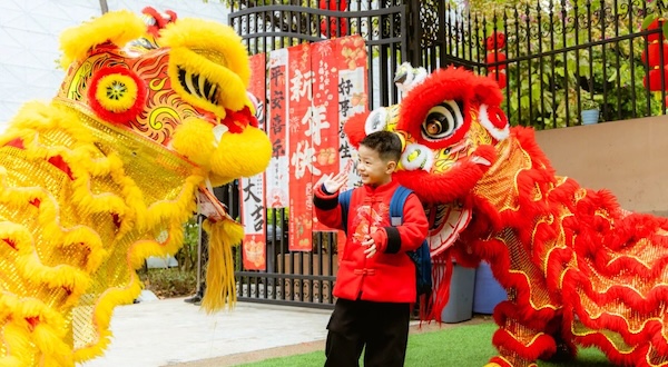 灵蛇贺岁 巳巳如意