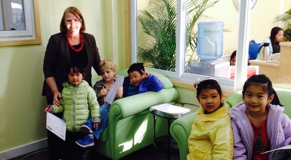 创校校长Elaine Whelen重返爱莎：见证IB在中国的生根与生长