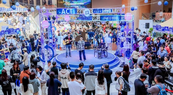 爱莎日暨科创节 “星际梦璇·时空乐章”