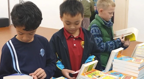 作家到访，创意无限